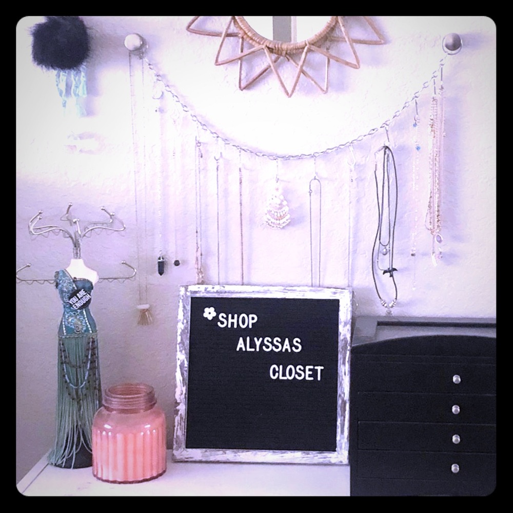 Shop Alyssa’s Closet!